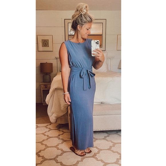 HYFVE Dresses & Skirts - HYFVE MEDIUM blue Floor Length dusty blue dress with tie waist and stretch 🥂